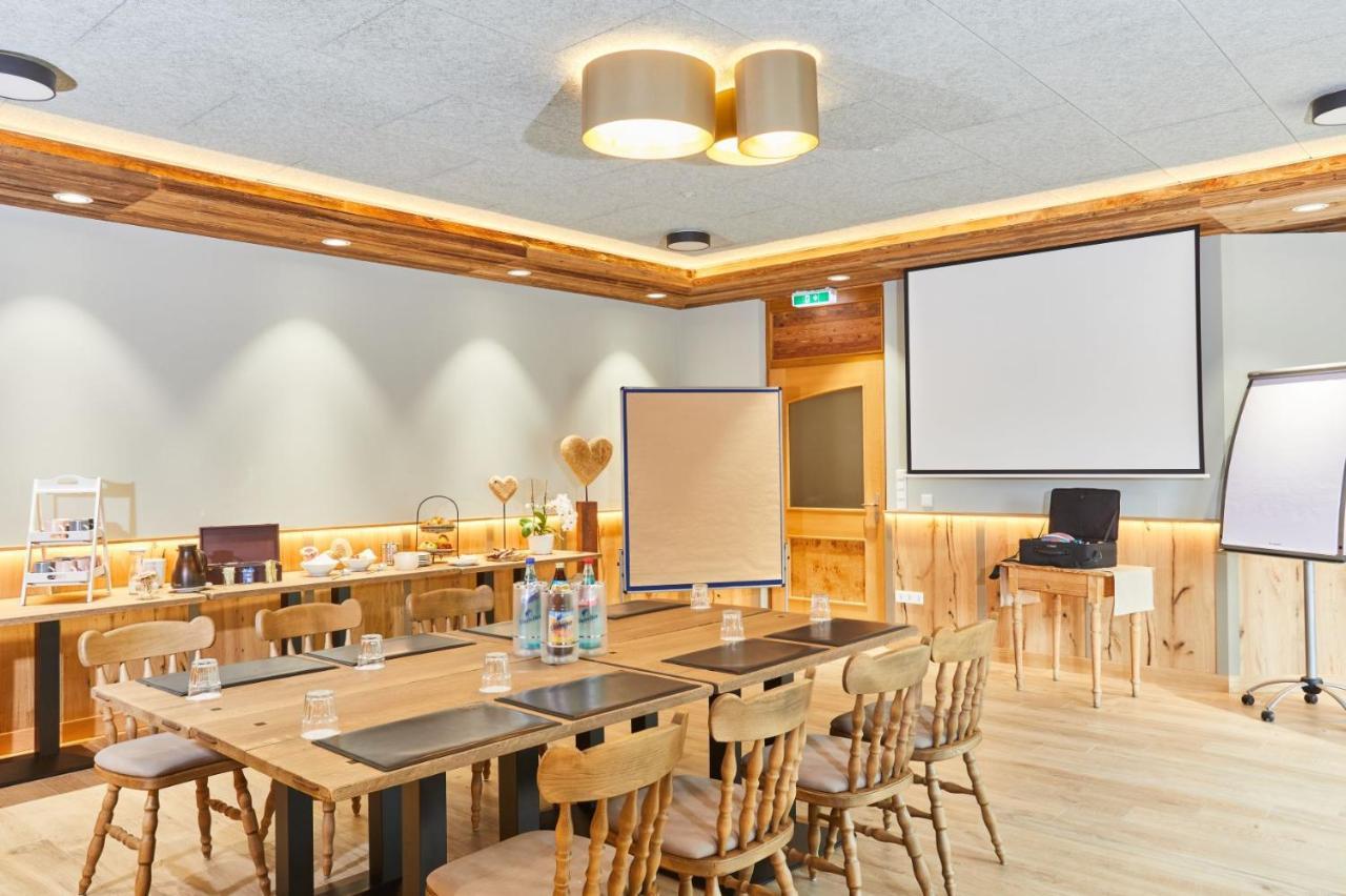 Lautertal  Landhotel Kuralpe Kreuzhof מראה חיצוני תמונה